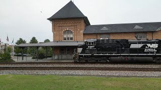 Norfolk Southern 127 leaving Bristol VA westbound September 12 2024 2 C6Ms and an SD70IAC [upl. by Elon]