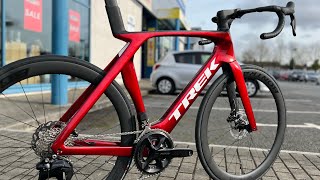 Gen7 Trek Madone SL6 in Crimson Spec features highlights and how it compares to the Madone SLR [upl. by Cristy]