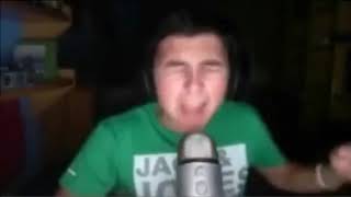 Willyrex cantando Paradise con autotune [upl. by Eberta]