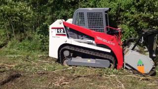 Takeuchi TL12 HighFlow z mulczerem FAE UMLSSL  oczyszczanie terenu [upl. by Aneled]