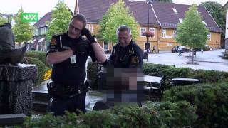 Drunk man makes Norwegian police laugh English subtitles [upl. by Prissie]