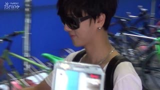 Fancam 160619 Yesung amp Leeteuk after concert Yegit 13MKH [upl. by Llib]