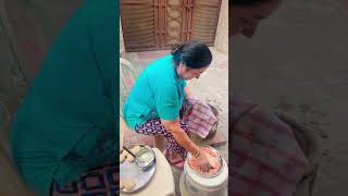 Pyaaz Ki Roti😋😍youtubeshorts shorts trending viralvideo mom tandoori [upl. by Ireland]