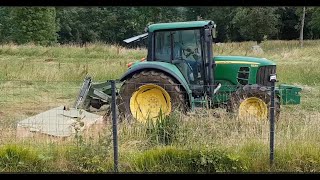 Fauchage dans les Pyrénées  John Deere  Krone  14 [upl. by Reeves]