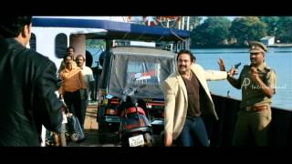 Christian Brothers Movie Scenes  Mohanlal escapes from police  Biju Menon [upl. by Averell]