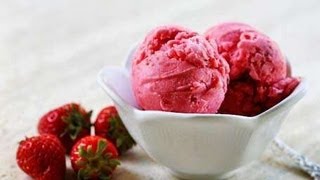 GELATO ALLE FRAGOLA ricetta light [upl. by Ammamaria967]