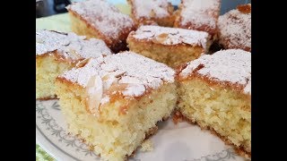 gateau moelleux كيكة خفيفة بنوادكوكو والياوورت [upl. by Enomyar]