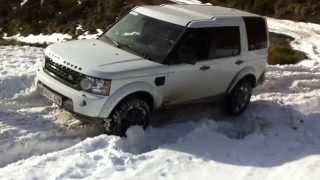 land rover discovery 4 en nieve 30122012 [upl. by Hterrag]