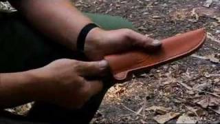 Ray Mears  How to sharpen a knife in the field Bushcraft Survival [upl. by Ayekehs]