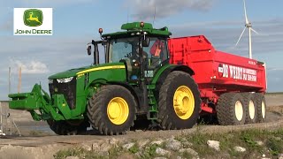 De Weert Loon amp Grondverzet SpijkJohn Deere 8370 R in actie [upl. by Akemeuwkuhc]