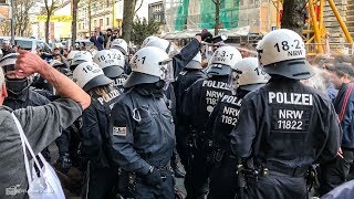 Ausschreitungen und PfeffersprayEinsatz bei Demonstrationen gegen AfD in KölnKalk  07042019 [upl. by Germin]