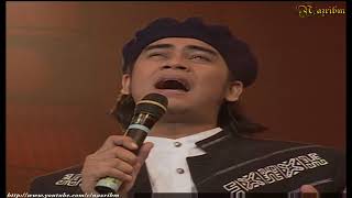 Awie  Di Bayang Awan Live In Juara Lagu 95 HD [upl. by Henni521]