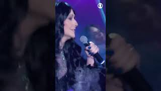 Maria Beltrão arrasando no domingão com Huck fazendo homenagem a cantora CHER [upl. by Gough]