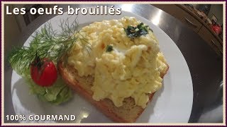 Recette des oeufs brouillés [upl. by Aidnahs]