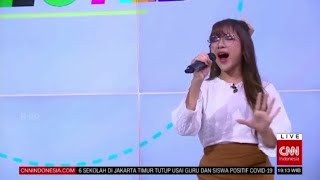 Menjadi Dia  Tiara Andini live di CNN Indonesia [upl. by Ileek]