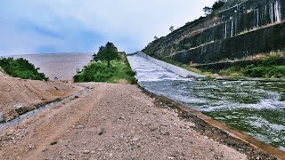 Bendungan Leuwikeris Terbaru Semakin Indah Dengan Pemandangan Air Mengalir Deras di Saluran Pelimpah [upl. by Boulanger893]