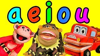 agrupar vocales canción infantil aeiou videos educativos en español para niños preescolar newtoon [upl. by Adnahsam]