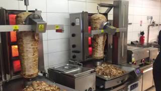 DONER ROBOTER DAS GERAT Automatic Doner Robot Automatic Shawarma Cutting Machine [upl. by Mackay]