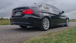 BMW 330i E90 N52 SOUND  0160 Kmh [upl. by Zebadiah774]