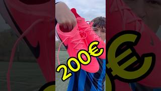 Scarpe da calcio 200€ Vs 10€ [upl. by Shandee]