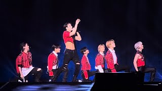 220714 Stray Kids  Scars 4K Seattle Day 1 Fancam MANIAC TOUR Live  Climate Pledge Arena SKZ 직캠 [upl. by Tekcirc740]