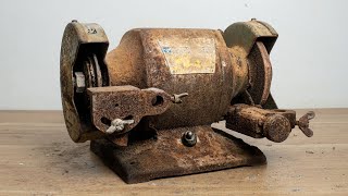 Restoration Of Rusty Bench Grinder Makita 9300 [upl. by Neehsas]