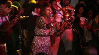 Jazmine Sullivan  Backstabbers LIVE [upl. by Ennovyhc]