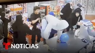 Hay nuevos arrestos por el saqueo de una panadería en California  Noticias Telemundo [upl. by Talbott395]