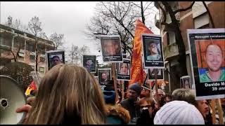 Corteo no vax in 500 a Treviso contro i vaccini [upl. by Aivlys322]