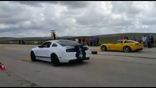 corvette c6 z06 vs shelby gt500 2014 14 mille [upl. by Wight]