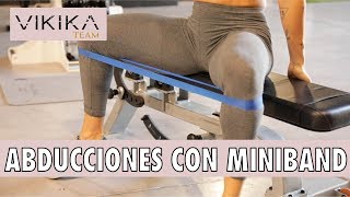 Como hacer abducciones con miniband sentada vikikateam [upl. by Eniluap]