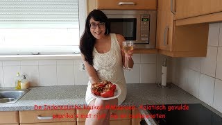 De Indonesische keuken Maureen Aziatisch gevulde paprikas met rijst kip en cashewnoten [upl. by Ribal]