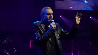 Neil Diamond quotSweet Carolinequot at Keep Memory Alives 24th annual POWER OF LOVE® gala 07 March 20 [upl. by Cresa335]