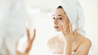 How niacinamide works in your skincare  The Science of Your Skincare [upl. by Donalt]