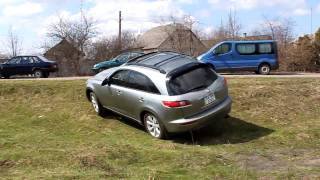 Infiniti FX 35 Small Offroad Test [upl. by Ahsiyn412]