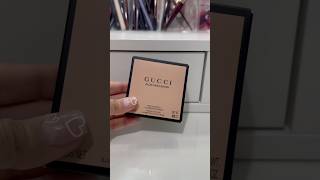 GUCCI Glow Powder Gel Highlighter 03 Warm Gold [upl. by Enilasor]