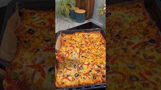 Quick pizza recipe at home 😋😍 pizzarecipe shots [upl. by Warden237]