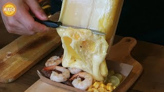 이태원 │ 치즈 삼합 │ Grilled Beef and Shrimp with Raclette Cheese │ 한국 길거리 음식 │ Korean Street Food [upl. by Hein649]