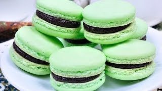 มาการองช็อกโกแลตมิ้นท์  Chocolate Mint Macaron  Green Macaron [upl. by Ewolram]