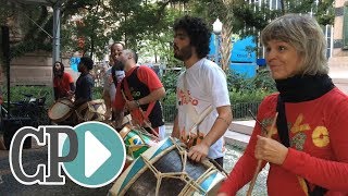 Bienal se despede ao som de maracatu [upl. by Fadden913]