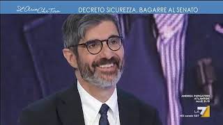 Borgonovo vs Riotta Dici che gli italiani sono imbecilli sei emblema dei media italiani [upl. by Bocaj964]