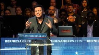 Seth MacFarlane Introduces Bernie Sanders in LA [upl. by Clarinda]