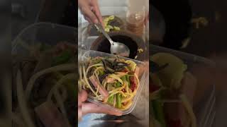 Papaya salad 🍽️🤤 food foodie papayasalad streetfood [upl. by Ellehsim137]