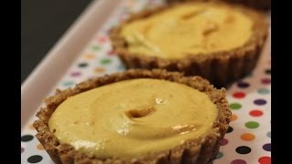 Tarte crue au citron [upl. by Esirrehc]