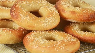 Homemade Bagels Recipe Demonstration  Joyofbakingcom [upl. by Silvana]