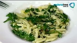 Receta de penne con verdes y piñones Recetas de comida fáciles y rápidas [upl. by Udela]