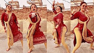 Devoleena Bhattacharjee VaathiComing Dance Video [upl. by Day160]