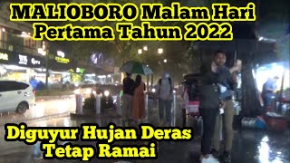 Malioboro Yogyakarta 1 Januari 2022 Diguyur Hujan Deras Malam Hari  Terkini Dan Terbaru [upl. by Bopp]