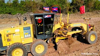 Dump Trucks amp Moto Grader KOMATSU GD655 SHANTUI Bulldozer Spreading Gravel [upl. by Sol]