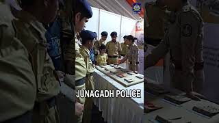 JUNAGADH POLICE પોલીસ દ્વારા।POLICE EXPO 2024 માં SPC ના વિદ્યાર્થીઓને પોલીસ રેંક વિશે સમજાવેલ [upl. by Ariajay]